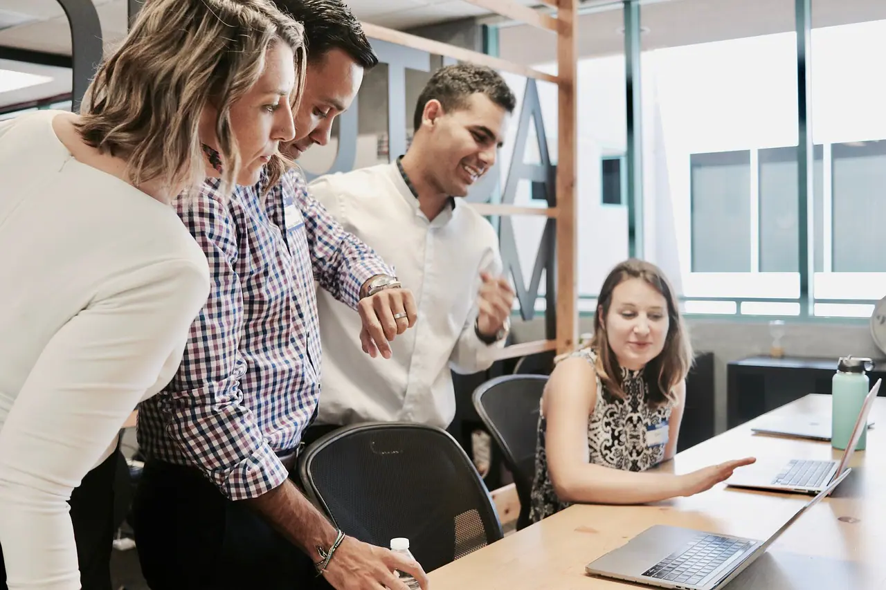 Une agence de marketing digitale pour vous aider à vous développer en ligne