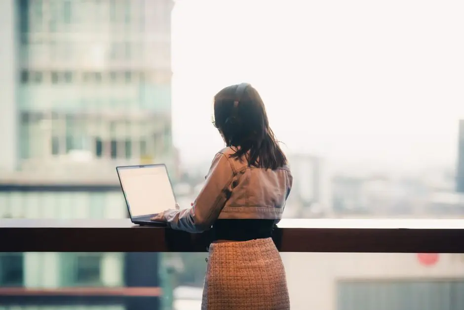 Télétravail depuis l&rsquo;étranger et faute grave : les risques